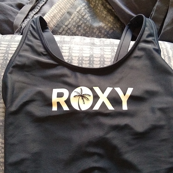 NWT Roxy bathing suit - Picture 3 of 4